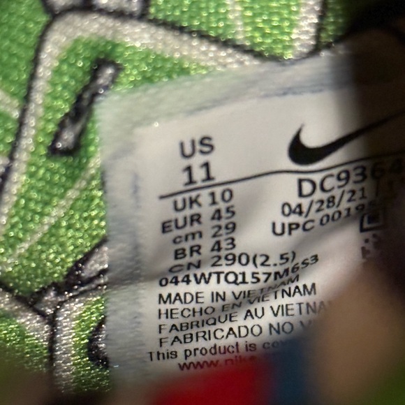 NikexUno Zoom Freak 3 Mismatch size 11 both with box, blue pair comes with laces - Picture 5 of 5